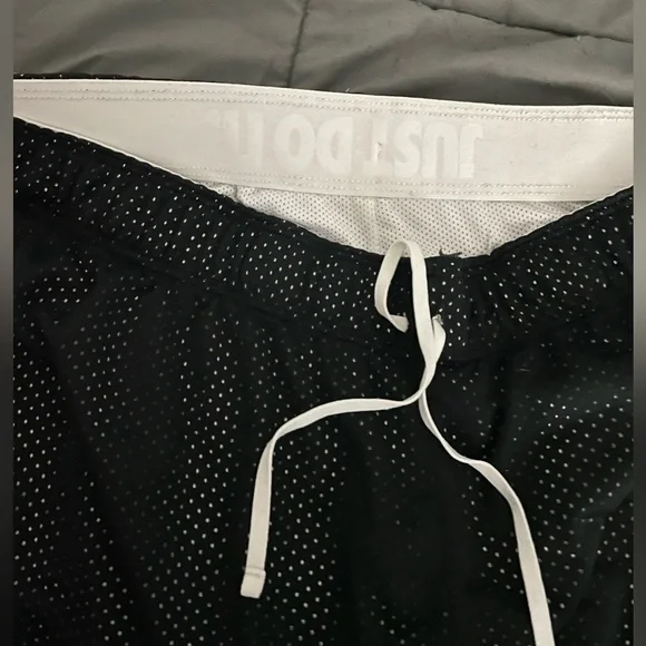 Nike Dri-Fit shorts black and white - Picture 3 of 6